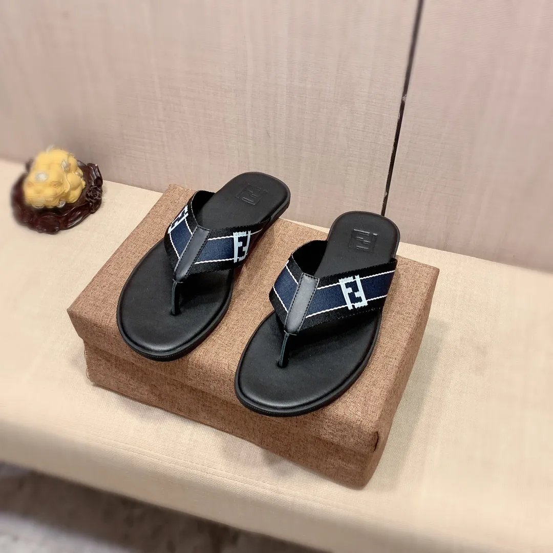 Slippers: New model: Factory price: 220💰💰🎩🎩🔥🔥《 Fendi FENDI* 》Series of slippers top purchasing agent 🔍🔍Men's 2022 counters are on sale simultaneously, original imported cowhide from Italy, exquisite workmanship,), sole: (super comfortable) original sole provided by the original factory, ⚠️ The exclusive double-layer movable molded bottom is super comfortable⚠️, the real thing is more beautiful🎬The real thing is more beautiful🔍🔍original order quality, you can enter and leave the counter at will, the correct size is 38-44, you can order 45. Long-term availability 266